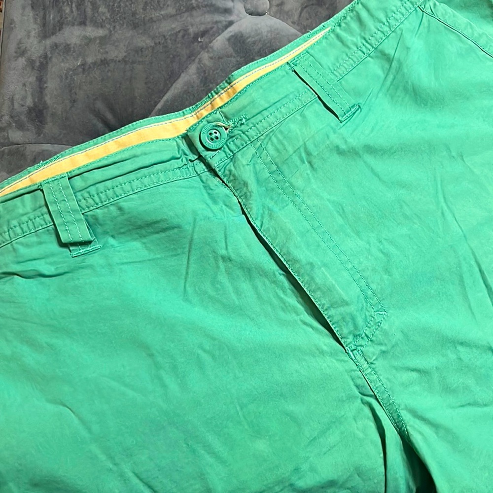 Men’s Columbia Shorts - 38w, 10L